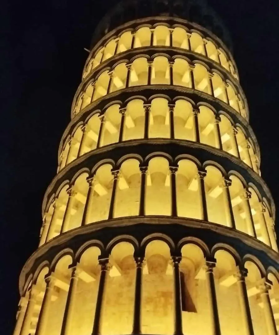 Pisa Paradiso Nice View